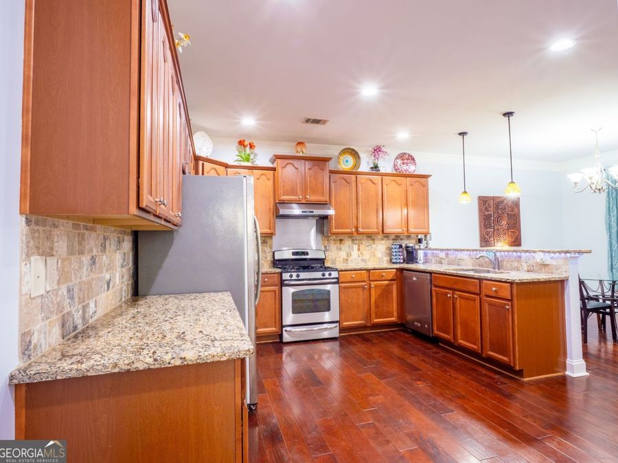 Property Image 9