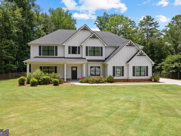 135 Jessica Court, Fayetteville, GA 30215