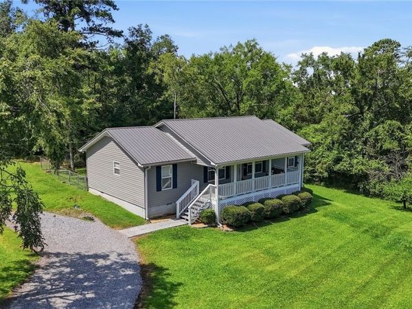 16 Fieldcrest Drive , Hayden, AL 35079
