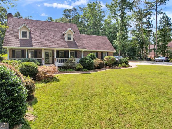 3157 E Fairview Road SW, Mcdonough, GA 30252