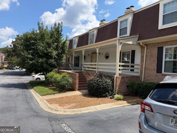 3825 Lavista Road, Unit Y1, Tucker, GA 30084