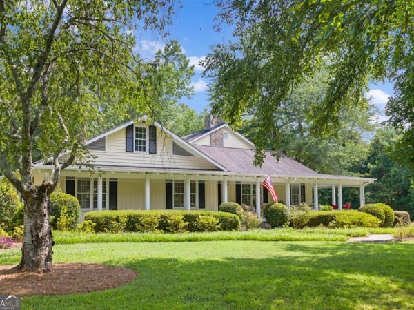 2324 E Cherokee Drive, Woodstock, GA 30188