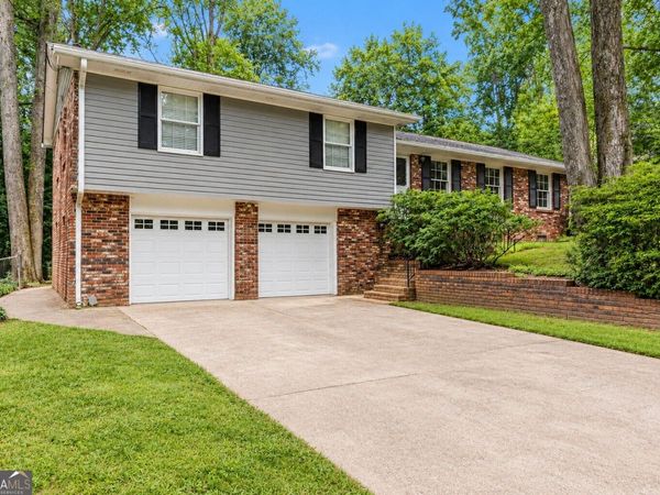 2940 Stonegate Trail, Atlanta, GA 30340