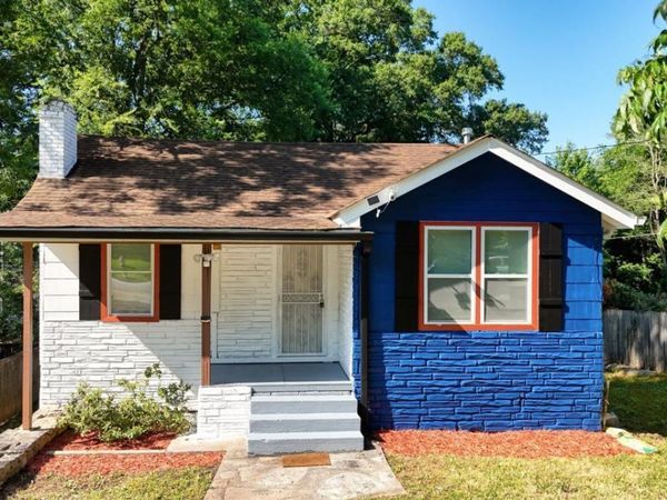 1888 Vesta, College Park, GA 30337