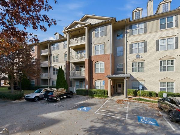 4805 W Village Way SE, UNIT, Smyrna, GA 30080