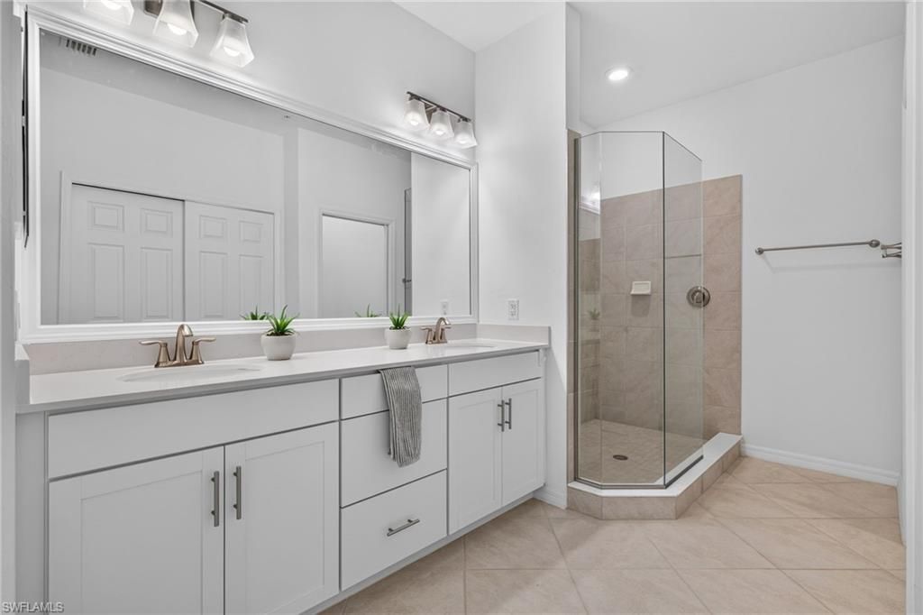12051 Santaluz Dr , Unit 201, Fort Myers, FL 33913 Photo