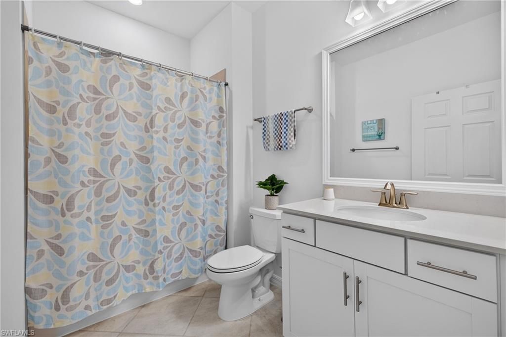 12051 Santaluz Dr , Unit 201, Fort Myers, FL 33913 Photo