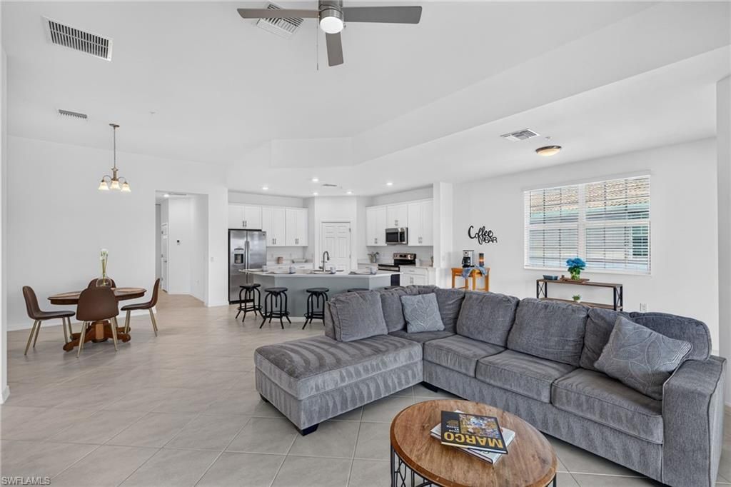12051 Santaluz Dr , Unit 201, Fort Myers, FL 33913 Photo