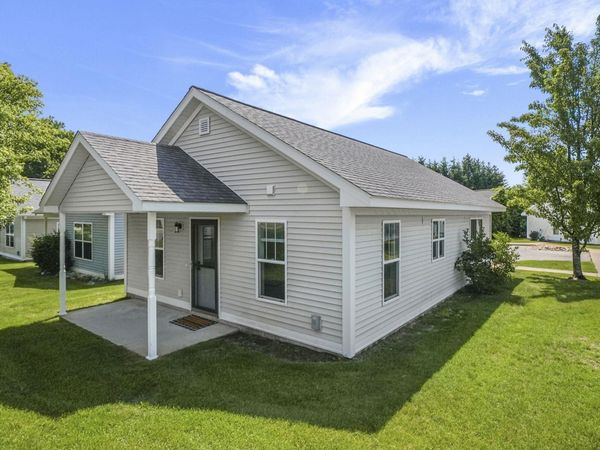 1066 Weathervane Place, Traverse City, MI 49696