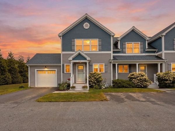 12 Ocean Pines Dr, Unit 1, Bourne, MA 02562