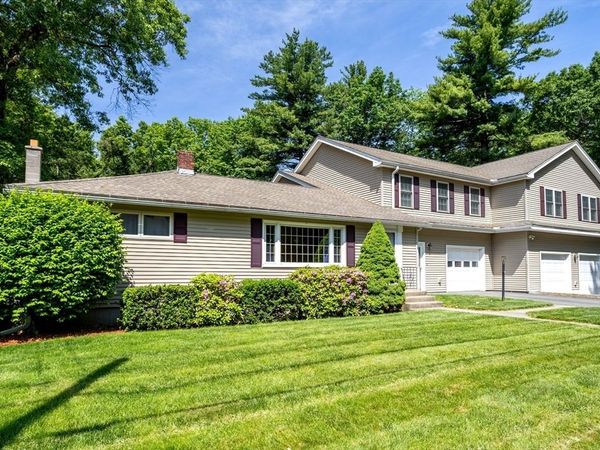 29 Morningside St, Leominster, MA 01453