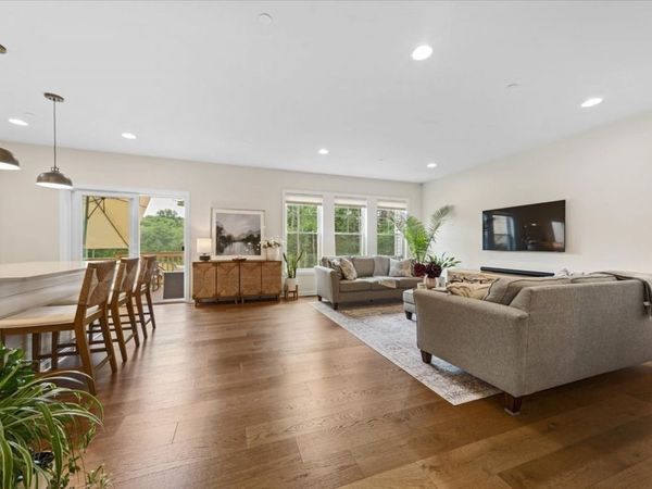 11 Winslow Lane, Unit 2, Grafton, MA 01536