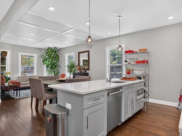 113 White St, Unit 1, Belmont, MA 02478