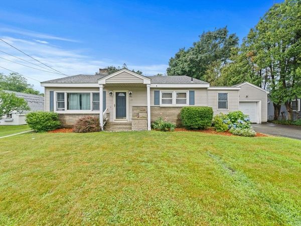 35 Lackey St, Haverhill, MA 01830