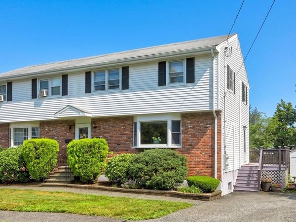 2 Keith Cir, Unit 2A, Woburn, MA 01801