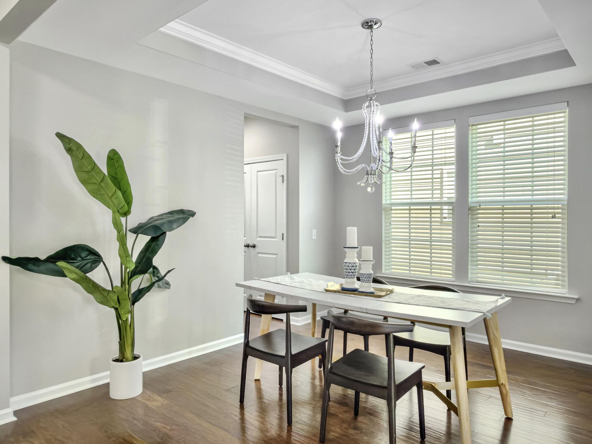 1505 Sanborll Landing Drive Photo 11