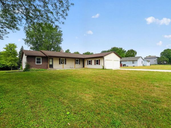 2665 Ridgecroft Drive SE, Kentwood, MI 49546