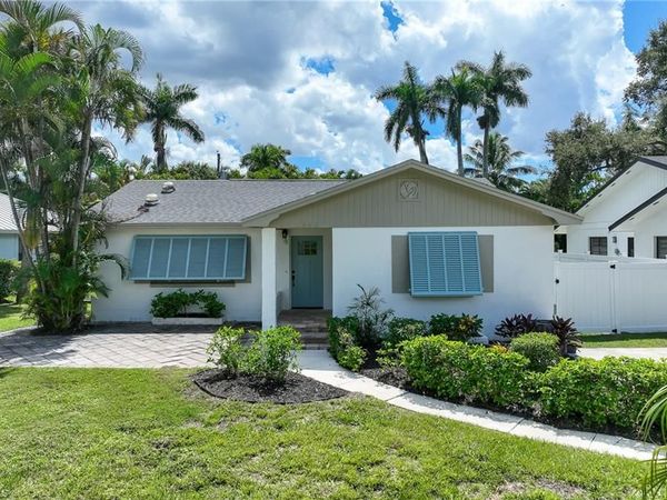 1342 Alhambra DR , FORT MYERS, FL 33901