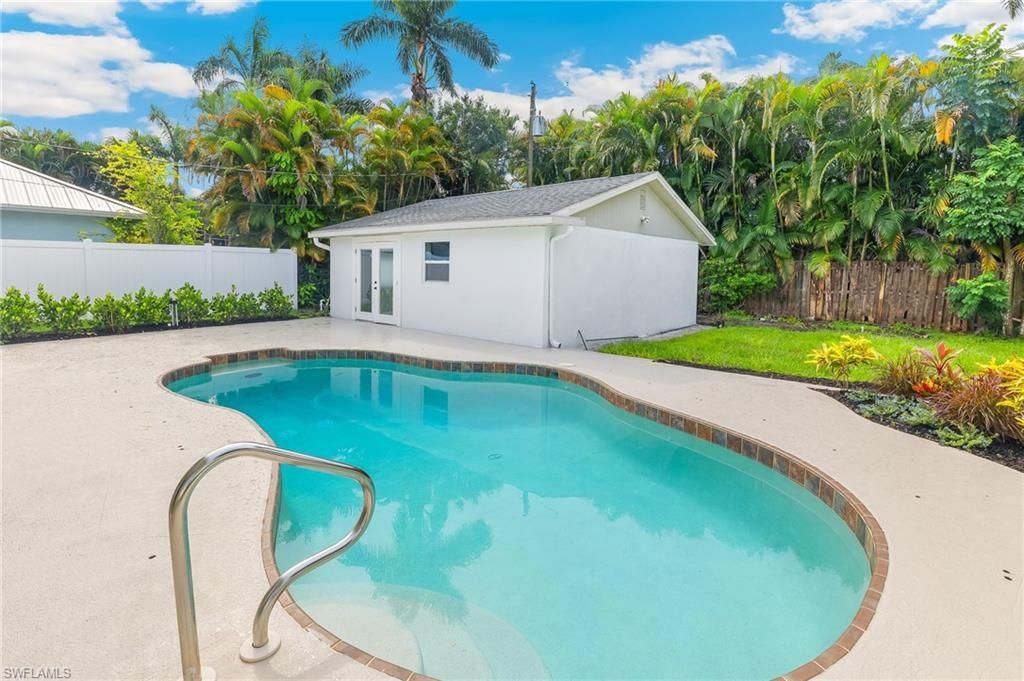 1342 Alhambra Dr , Fort Myers, FL 33901 Photo
