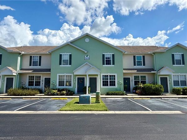 3618 Pine Oak CIR , Unit 105, FORT MYERS, FL 33916