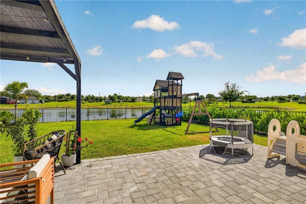 4085 San Clemente Ct, North Fort Myers, FL 33917 Photo