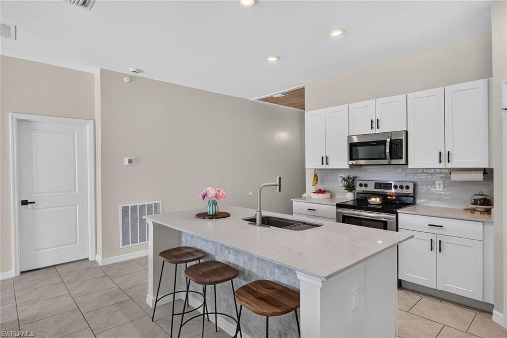 4085 San Clemente Ct, North Fort Myers, FL 33917 Photo