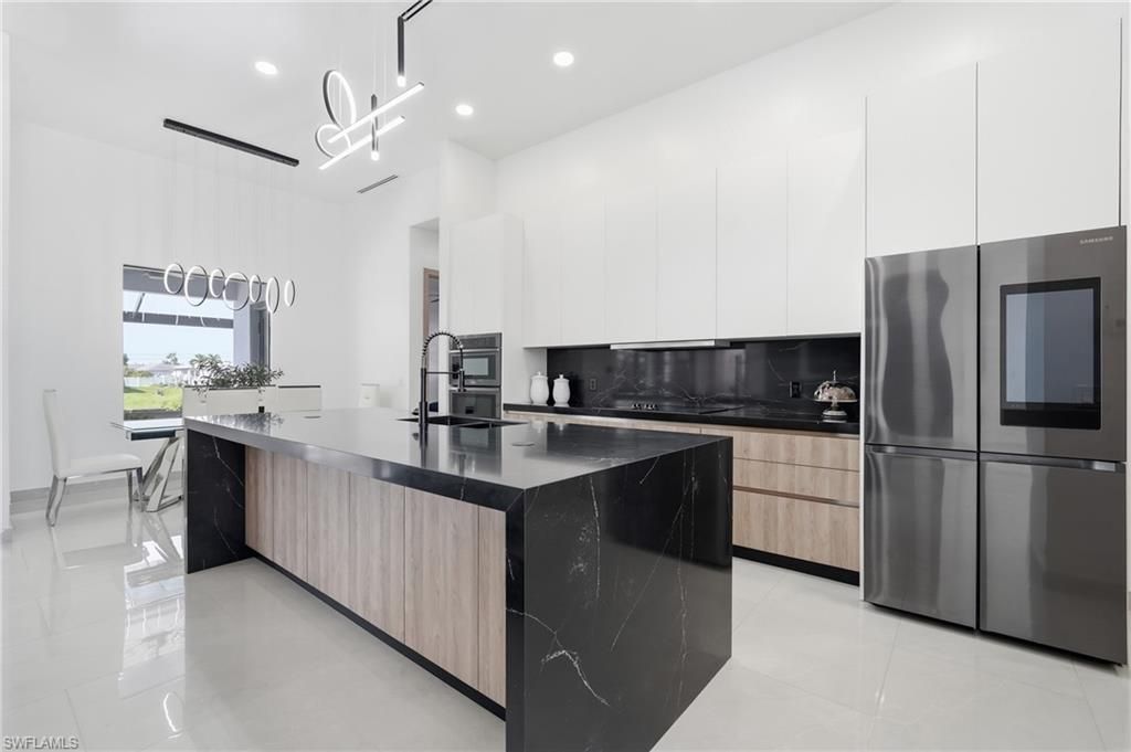 18 NE 6th St, Cape Coral, FL 33909 Photo