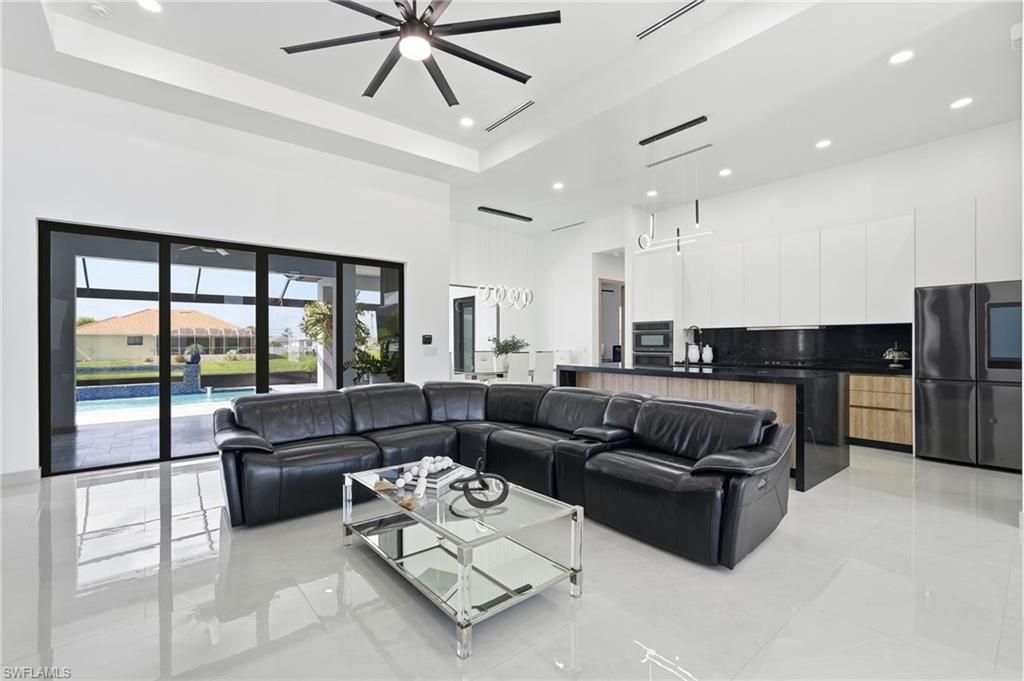 18 NE 6th St, Cape Coral, FL 33909 Photo