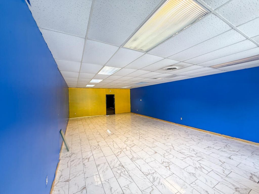 5131 Dorchester Road  Photo 4