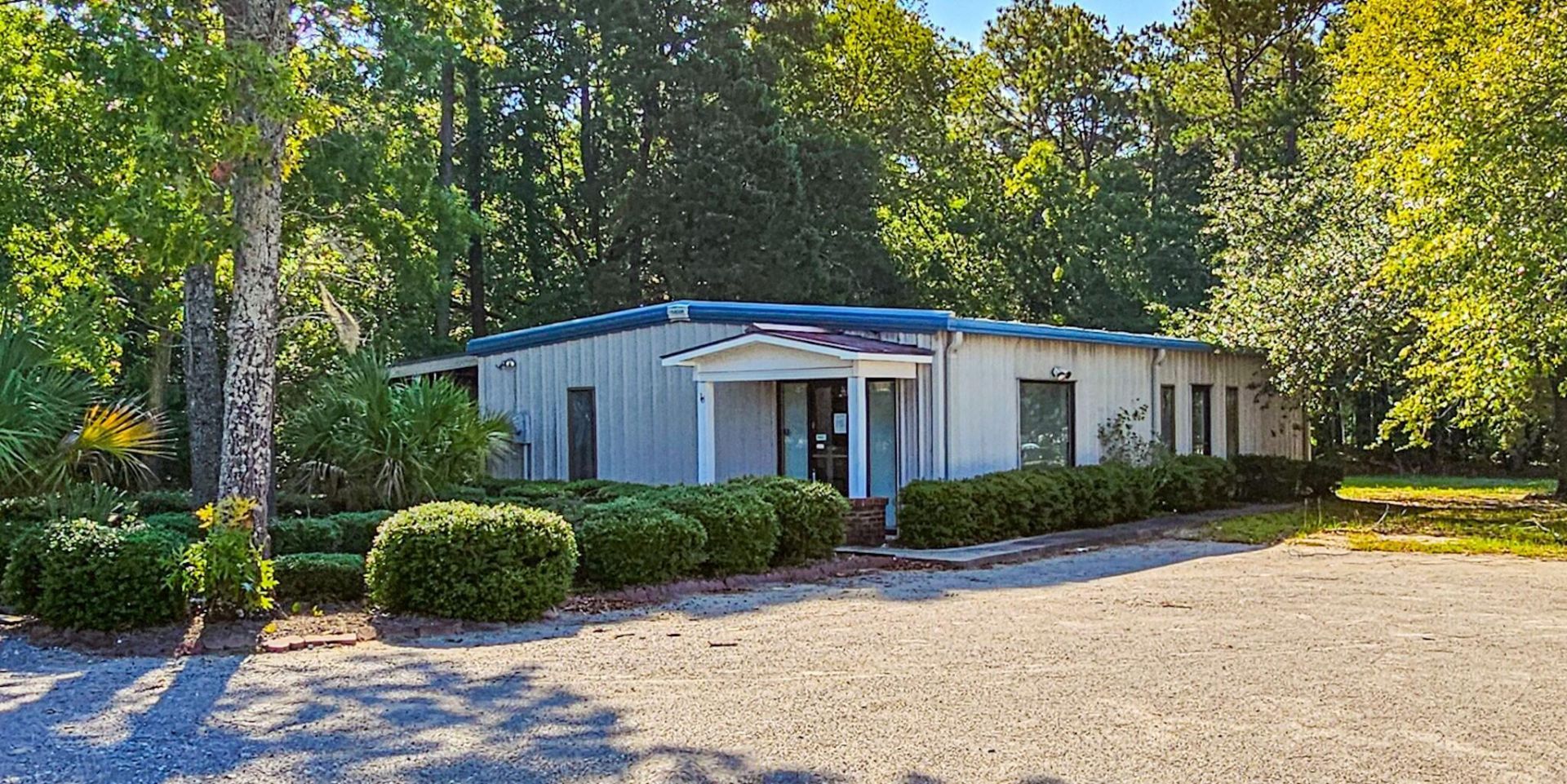 16 Northside Drive Photo 6
