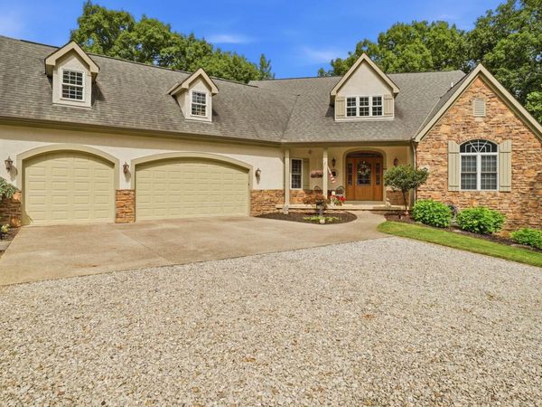 9966 Center Village Road , Galena, OH 43021