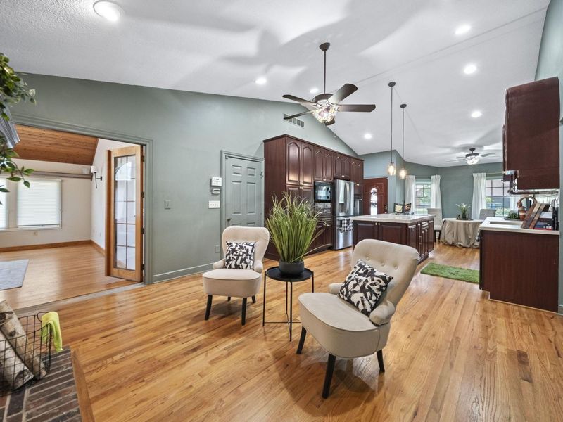 5062 Broadview Road, Columbus, OH 43230 Photo 18