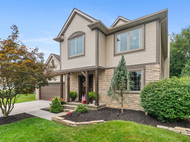 6399 Gossamer Court, Westerville, OH 43081 Photo 2