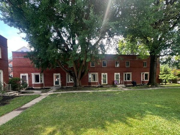 1740 E Broad Street, Columbus, OH 43203