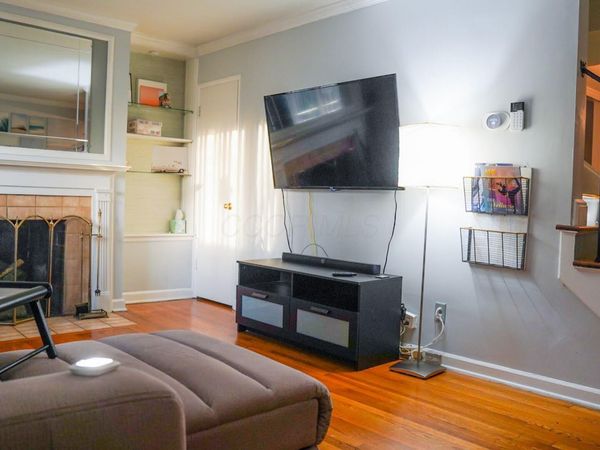 1740 E Broad Street , Columbus, OH 43203