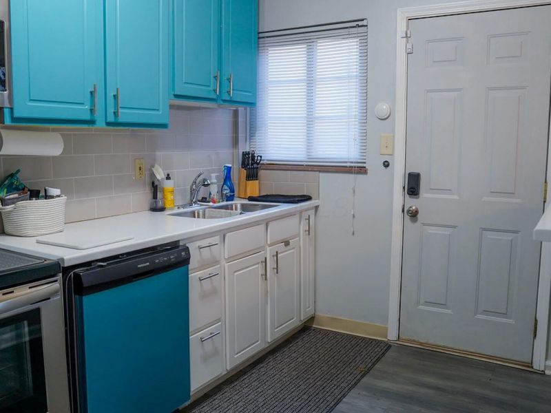 1740 E Broad Street, Columbus, OH 43203 Photo 10