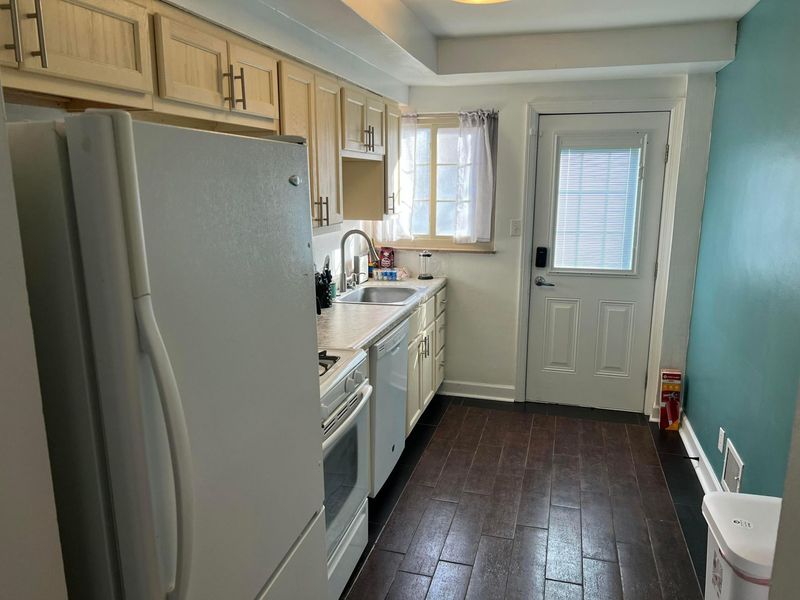 1740 E Broad Street, Columbus, OH 43203 Photo 33