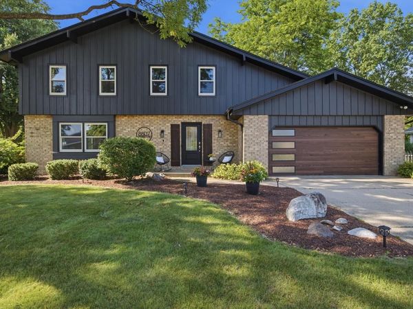8807 Greenhill LANE, Greendale, WI 53129