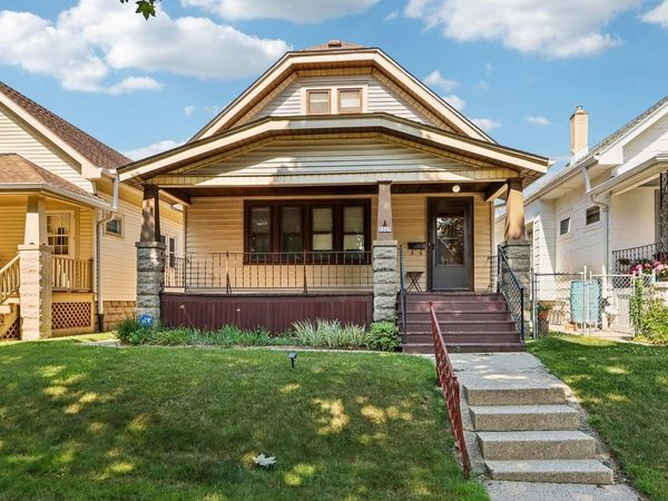 3325 N Weil STREET, Milwaukee, WI 53212