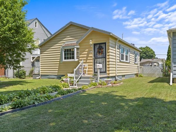 3818 S 18th STREET, Milwaukee, WI 53221