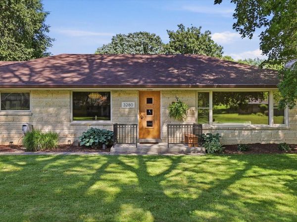 3280 San Marcos DRIVE, Brookfield, WI 53005