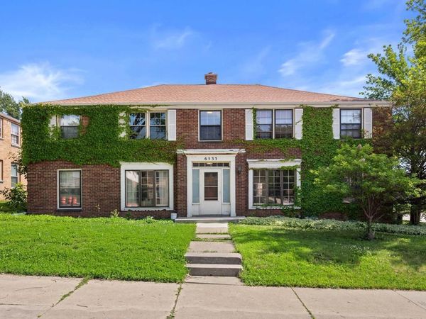6533 W Center STREET, Wauwatosa, WI 53210