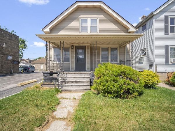 1745 S 68th STREET, West Allis, WI 53214