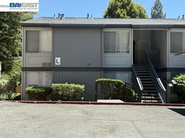 355 Parkview Terrace, Unit L1, Vallejo, CA 94589