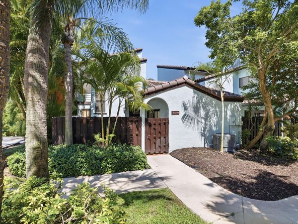 22316 Pineapple Walk Drive, Boca Raton, FL 33433