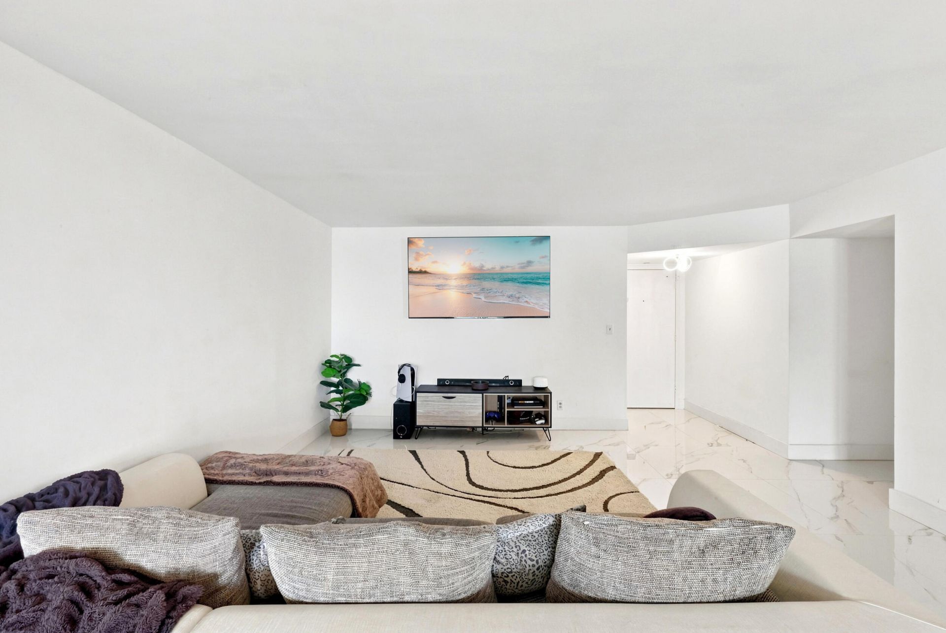 1000 S Ocean Boulevard, Unit 14o, Pompano Beach, FL 33062 Photo