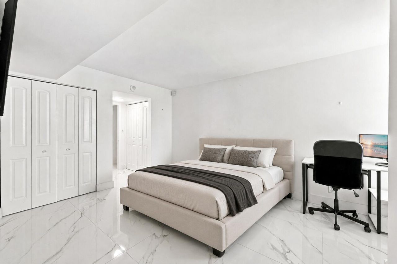 1000 S Ocean Boulevard, Unit 14o, Pompano Beach, FL 33062 Photo