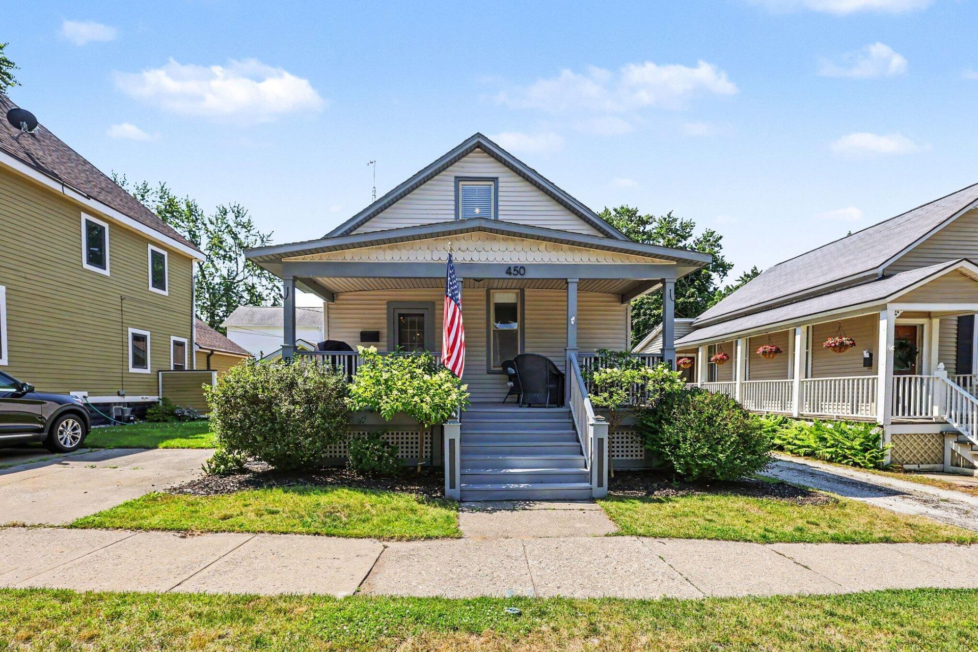 450 Slayton Avenue, Grand Haven, MI 49417 Main Photo