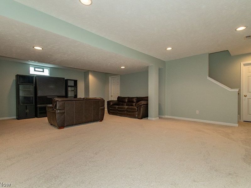 526 Deerwood Court, Painesville, OH 44077 Photo 36