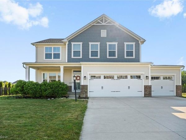 9457 Winfield Lane , North Ridgeville, OH 44039